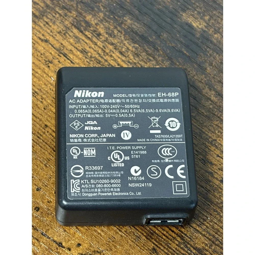 Nikon EH-68P Battery Charger for Coolpix S3000/4000/6000/8000/8100
